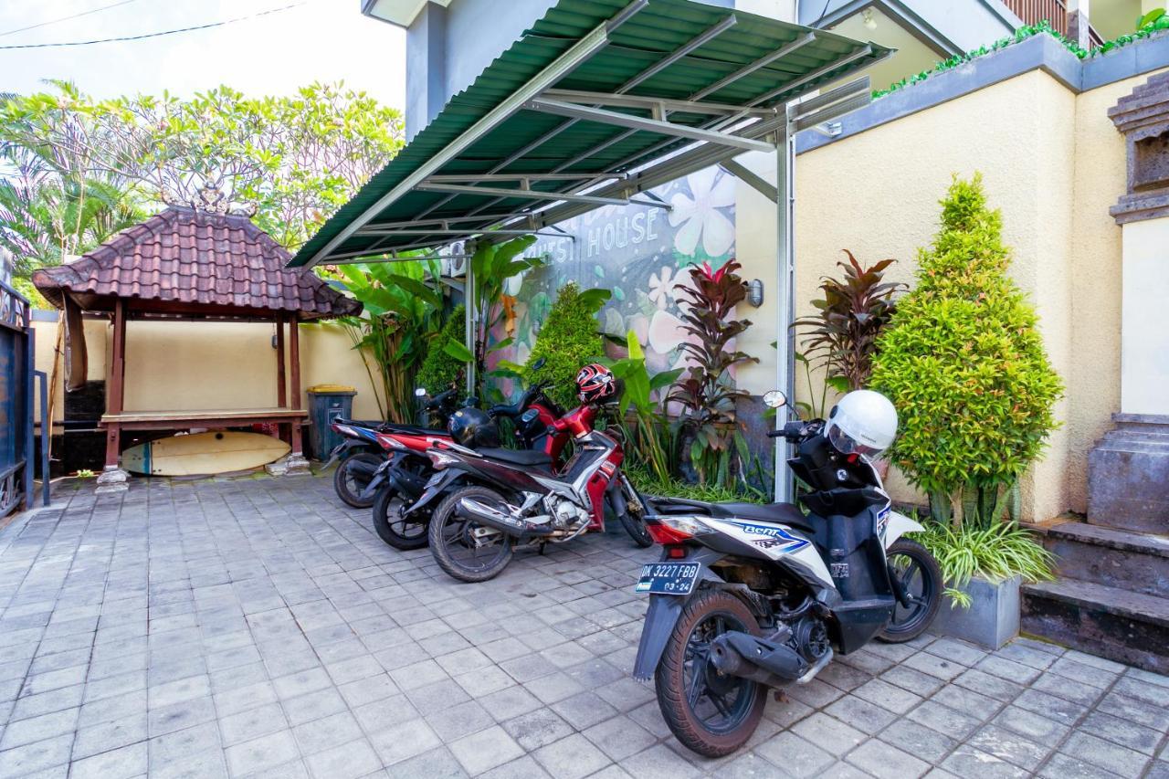 Sakura Guest House Canggu  Exterior photo